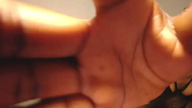 Snapshot of SexySlimMelanin chatting on 23, 12, 2025 SexySlimMelanin online show from 23, 12, 2025