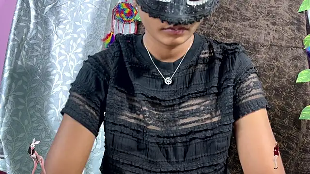 leenaboyxh online show from 31, 3, 2026