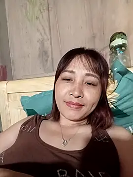 Missa-kute20 online show from 5, 3, 2026