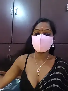 Snapshot of siritelugubutterfly chatting on 15, 11, 2025 siritelugubutterfly online show from 15, 11, 2025