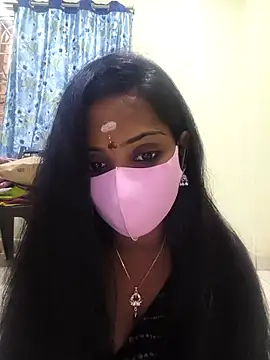 Snapshot of siritelugubutterfly chatting on 17, 11, 2025 siritelugubutterfly online show from 17, 11, 2025