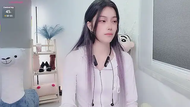 Snapshot of ChloeFozzy chatting on 14, 11, 2025 ChloeFozzy online show from 14, 11, 2025