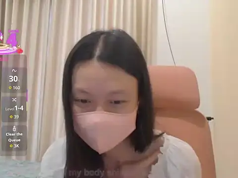 Lil-Cherries online show from 10, 11, 2025