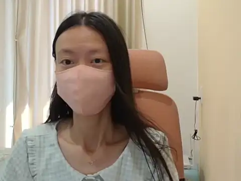 Lil-Cherries online show from 9, 1, 2026