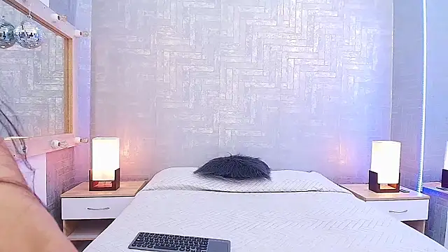 Snapshot of EmylyTaylor_FG chatting on 10, 11, 2025 EmylyTaylor FG online show from 10, 11, 2025