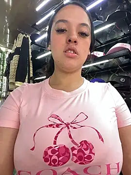 Snapshot of CelesteJones1 chatting on 7, 7, 2026 CelesteJones1 online show from 7, 7, 2026