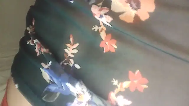 Snapshot of hotwoman25 chatting on 8, 1, 2026 hotwoman25 online show from 8, 1, 2026