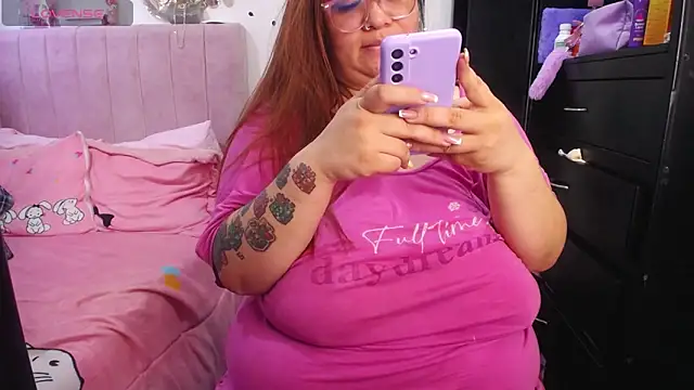 kattybbwbigboobs  online show from 17, 4, 2026