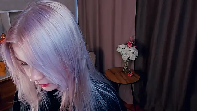 Snapshot of DonnetteShaban chatting on 7, 11, 2025 DonnetteShaban online show from 7, 11, 2025