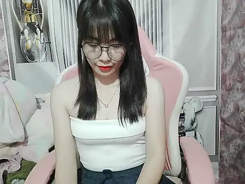 Snapshot of Ella039 chatting on 21, 12, 2025 Ella039 online show from 21, 12, 2025