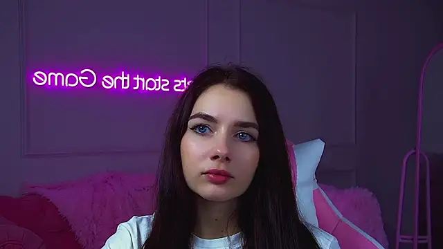 SelenaPonces online show from 12, 11, 2025