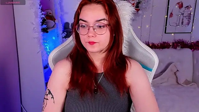 Lily  Evans online show from 8, 1, 2026