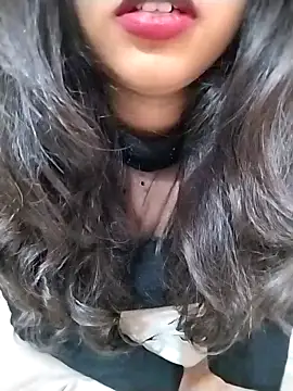 Sexy Divya   online show from 5, 12, 2025