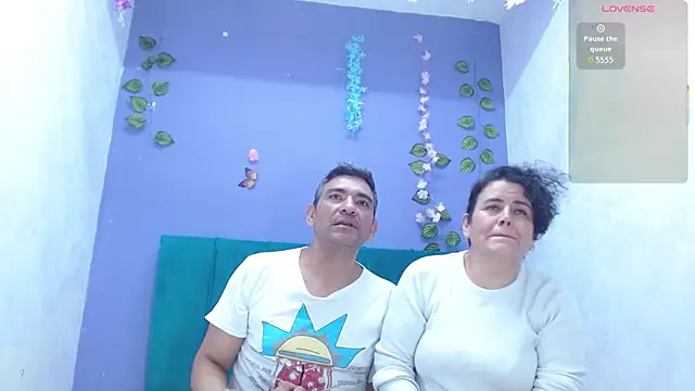 Snapshot of avictoriacruzcm chatting on 8, 11, 2025 avictoriacruzcm online show from 8, 11, 2025