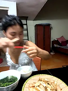 Lynly k2 online show from 3, 3, 2026