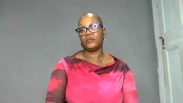 Snapshot of DustyLucy02 chatting on 27, 5, 2026 DustyLucy02 online show from 27, 5, 2026
