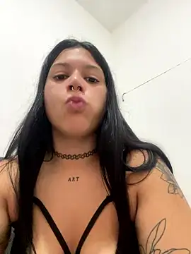 Snapshot of amazonaa9 chatting on 9, 1, 2026 amazonaa9 online show from 9, 1, 2026