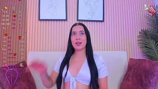 Snapshot of Amy_Leah chatting on 11, 11, 2025 Amy Leah online show from 11, 11, 2025