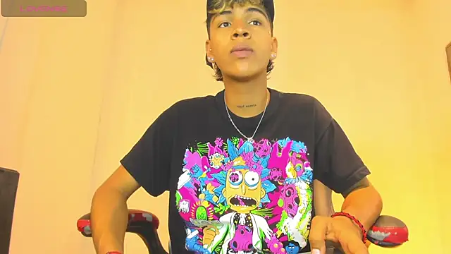 Snapshot of Timmy_Kiing_ chatting on 26, 11, 2025 Timmy Kiing online show from 26, 11, 2025