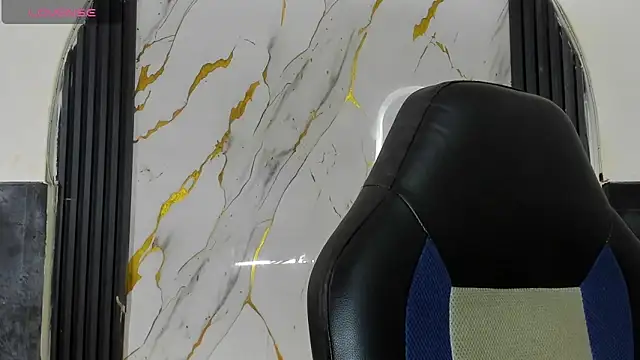 Snapshot of Timmy_Kiing_ chatting on 8, 1, 2026 Timmy Kiing online show from 8, 1, 2026