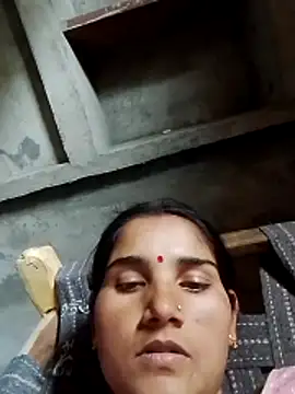 Snapshot of Seema_ji12 chatting on 18, 4, 2026 Seema ji12 online show from 18, 4, 2026