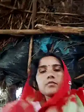 Snapshot of Seema_ji12 chatting on 20, 4, 2026 Seema ji12 online show from 20, 4, 2026