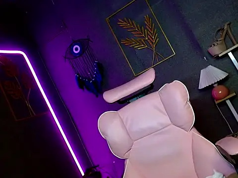 Snapshot of slutty_lauraxxx chatting on 11, 2, 2026 slutty lauraxxx online show from 11, 2, 2026