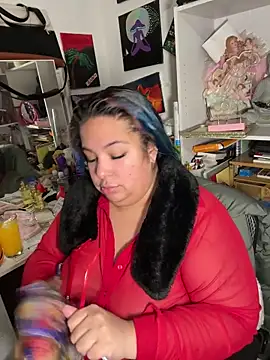 Snapshot of BiigMAMA_2025 chatting on 16, 12, 2025 BiigMAMA 2025 online show from 16, 12, 2025