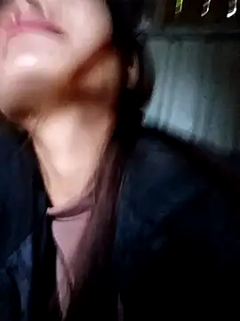 Lyla john online show from 15, 1, 2026