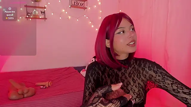 Snapshot of Tamara_Aluna_ chatting on 3, 3, 2026 Tamara Aluna online show from 3, 3, 2026