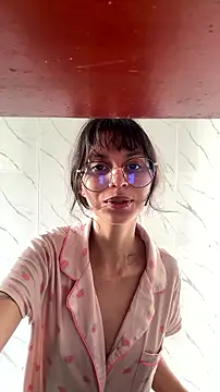 Tamara Aluna  online show from 6, 8, 2026