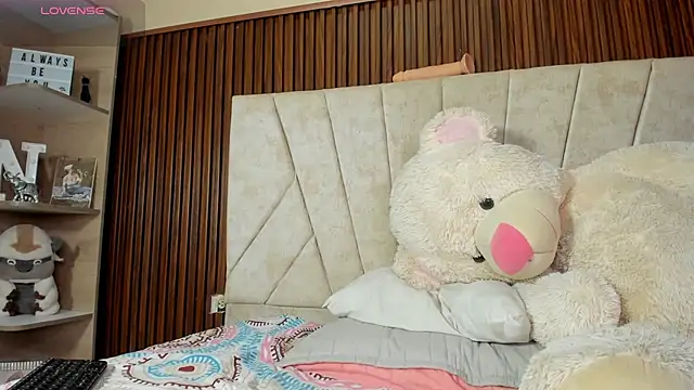 Snapshot of AMARA_BRUNET chatting on 16, 1, 2026 AMARA BRUNET online show from 16, 1, 2026