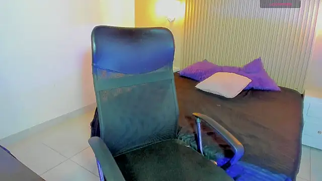 Snapshot of SashaSmithh1 chatting on 9, 11, 2025 SashaSmithh1 online show from 9, 11, 2025