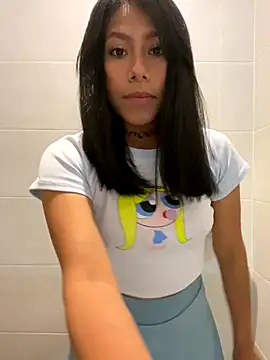 Snapshot of Katherinm chatting on 13, 11, 2025 Katherinm online show from 13, 11, 2025