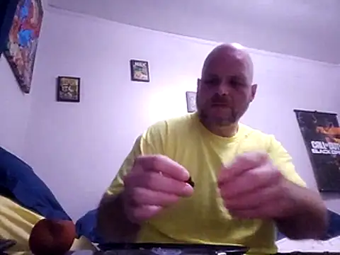 Snapshot of Slimsang69 chatting on 9, 11, 2025 Slimsang69 online show from 9, 11, 2025