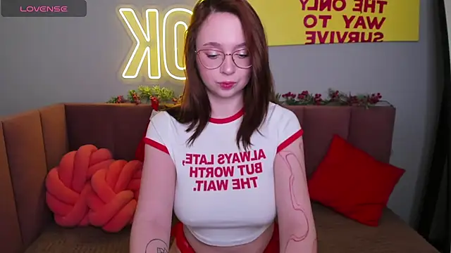 Erica Nelson online show from 30, 11, 2025