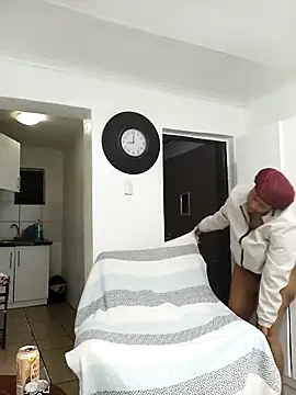 HipsDontLieX95 online show from 22, 11, 2025