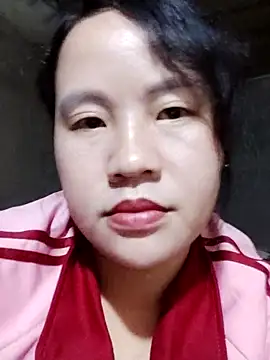 Snapshot of yelow-bee chatting on 10, 11, 2025 yelow-bee online show from 10, 11, 2025