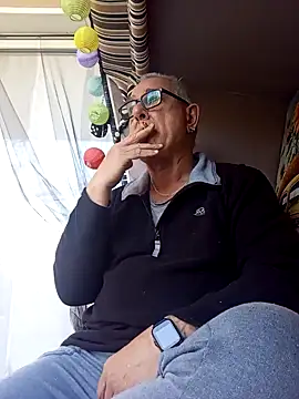 Snapshot of andy-1961 chatting on 20, 11, 2025 andy-1961 online show from 20, 11, 2025