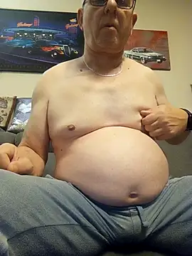 Snapshot of andy-1961 chatting on 5, 12, 2025 andy-1961 online show from 5, 12, 2025