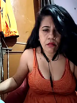 Snapshot of Mamta_185 chatting on 11, 11, 2025 Mamta 185 online show from 11, 11, 2025