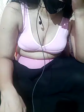 HotGirl23231 online show from 15, 12, 2025