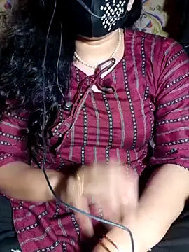 Snapshot of HotGirl23231 chatting on 8, 5, 2026 HotGirl23231 online show from 8, 5, 2026
