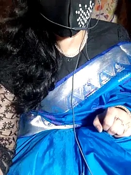 Snapshot of HotGirl23231 chatting on 12, 5, 2026 HotGirl23231 online show from 12, 5, 2026