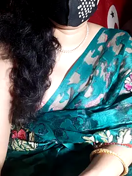 Snapshot of HotGirl23231 chatting on 18, 6, 2026 HotGirl23231 online show from 18, 6, 2026