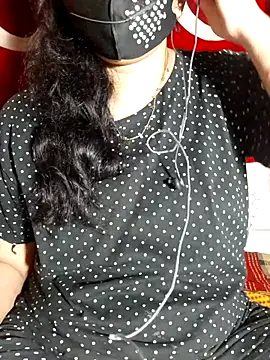 Snapshot of HotGirl23231 chatting on 1, 7, 2026 HotGirl23231 online show from 1, 7, 2026