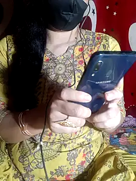 Snapshot of HotGirl23231 chatting on 24, 7, 2026 HotGirl23231 online show from 24, 7, 2026
