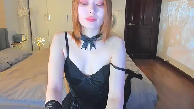 Snapshot of HopeLovely chatting on 2, 12, 2025 HopeLovely online show from 2, 12, 2025