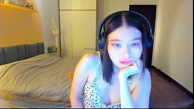 Snapshot of HopeLovely chatting on 19, 1, 2026 HopeLovely online show from 19, 1, 2026