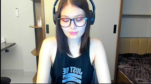 Snapshot of HopeLovely chatting on 23, 2, 2026 HopeLovely online show from 23, 2, 2026